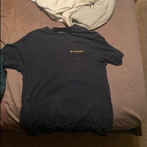 Medium Columbia PFG T-shirt